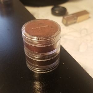 MAC eyeshadow crushed metallic pigment